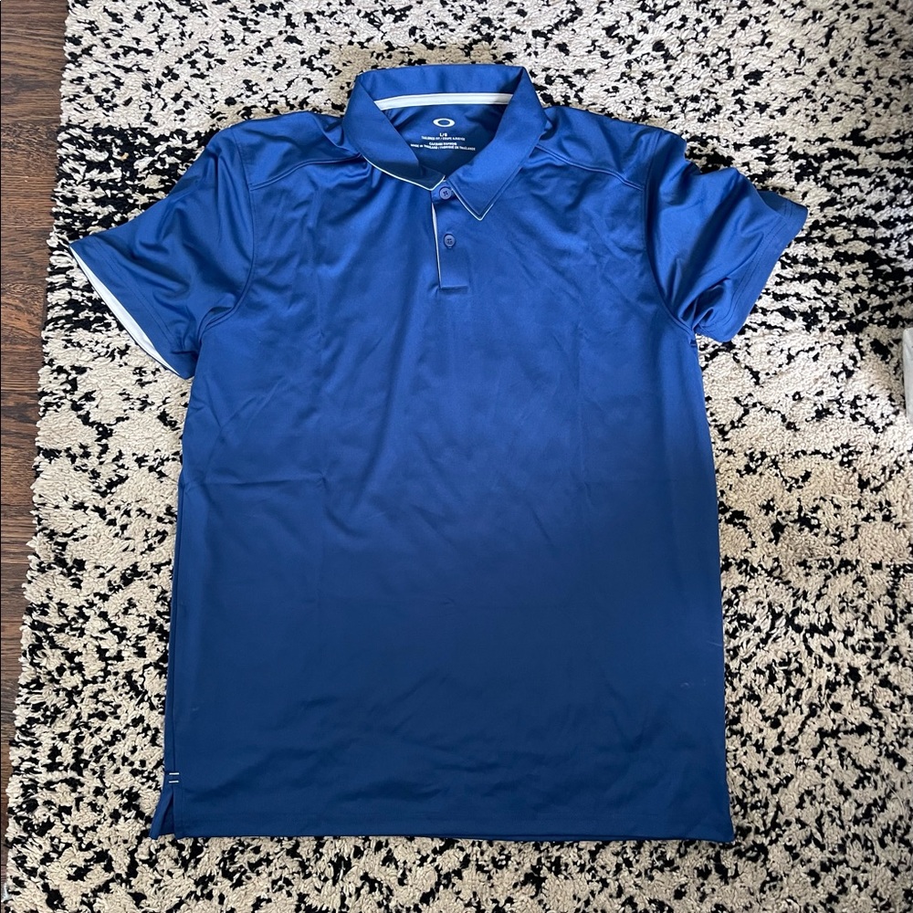 Oakley, Shirt